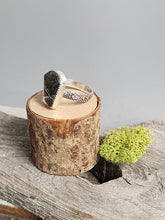 Load image into Gallery viewer, White Buffalo Ring with Snake Textured Band