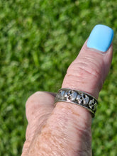 Load image into Gallery viewer, Sterling Silver Skull Ring