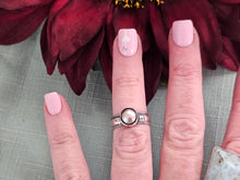 Load image into Gallery viewer, Pearl Sterling Silver Ring