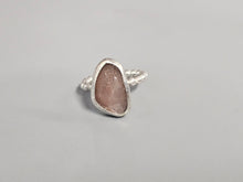 Load image into Gallery viewer, Peach Moonstone Faceted Stone Ring