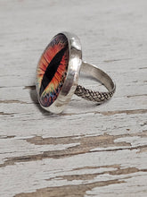 Load image into Gallery viewer, Dragon Eye Ring