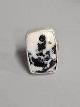 Load image into Gallery viewer, White Buffalo Stone Ring