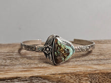Load image into Gallery viewer, Turquoise Mountain Bracelet
