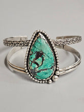 Load image into Gallery viewer, Golden Hills Turquoise Bracelet