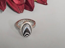 Load image into Gallery viewer, Fordite Oval Ring