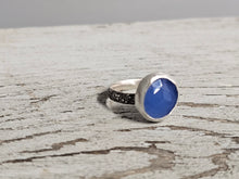 Load image into Gallery viewer, Chalcedony Faceted Stone Ring