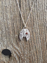 Load image into Gallery viewer, My Bloody Heart Necklace