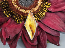 Load image into Gallery viewer, Amber Stone Ring