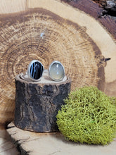 Load image into Gallery viewer, Blue Onyx & Black Onyx 2 Stone Ring