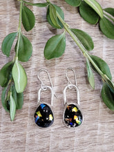 Load image into Gallery viewer, Multi Color Glass Earrings