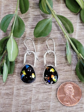 Load image into Gallery viewer, Multi Color Glass Earrings