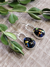 Load image into Gallery viewer, Multi Color Glass Earrings