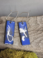 Load image into Gallery viewer, Blue enameled rectangle drop earrings with white abstract pattern, silver hooks