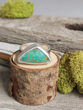 Load image into Gallery viewer, Turquoise Vintage Ring