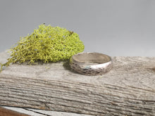 Load image into Gallery viewer, Sterling Silver Hammer Ring Size 5