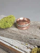 Load image into Gallery viewer, Copper Spinner Ring Size 7