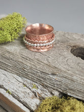 Load image into Gallery viewer, Copper Spinner Ring Size 5