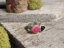 Load image into Gallery viewer, Rani Chalcedony & Black Onyx Ring