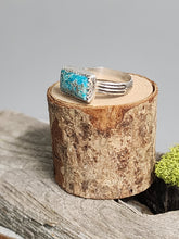 Load image into Gallery viewer, Rectangle Vintage Turquoise Ring
