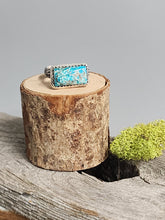 Load image into Gallery viewer, Rectangle Vintage Turquoise Ring
