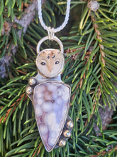 Load image into Gallery viewer, Owl Luna Agate Necklace
