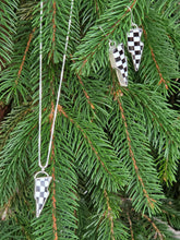 Load image into Gallery viewer, Zero to Thunder Bolt Necklace
