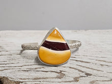 Load image into Gallery viewer, Mookaite Stone Bracelet
