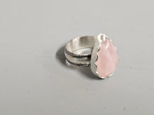Load image into Gallery viewer, Rose Quartz Ring
