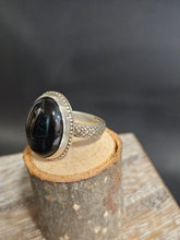 Load image into Gallery viewer, Onyx Snake Ring
