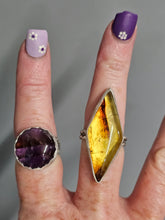 Load image into Gallery viewer, Super 7 Stone Ring
