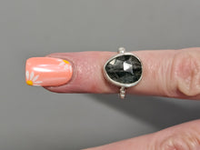 Load image into Gallery viewer, Sapphire Faceted Stone Ring
