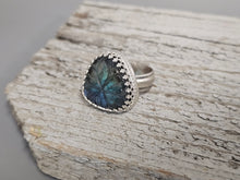 Load image into Gallery viewer, Labradorite Carved Stone Ring
