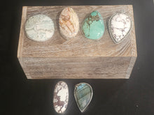 Load image into Gallery viewer, Turquoise Bolo Tie
