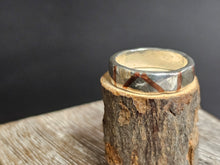 Load image into Gallery viewer, Copper Inlay Ring
