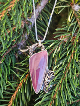 Load image into Gallery viewer, Hyacinth Jasper Necklace
