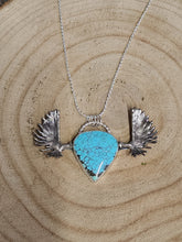 Load image into Gallery viewer, Vintage Turquoise Moose Necklace
