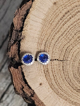 Load image into Gallery viewer, Sapphire Stone Earrings Studs
