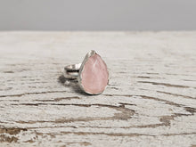 Load image into Gallery viewer, Rose Quartz Ring
