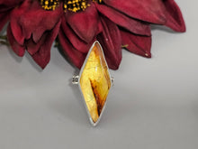 Load image into Gallery viewer, Amber Stone Ring
