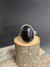 Load image into Gallery viewer, Onyx Snake Ring
