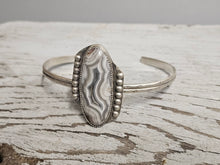 Load image into Gallery viewer, Crazy Laced Agate Bracelet
