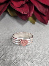 Load image into Gallery viewer, 3 Band Ring with Copper Heart
