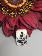 Load image into Gallery viewer, White Buffalo Stone Ring

