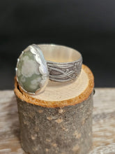 Load image into Gallery viewer, Flower Agate Ring
