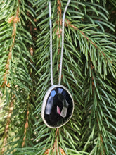 Load image into Gallery viewer, Onyx Faceted Necklace
