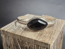 Load image into Gallery viewer, Onyx Faceted Bracelet
