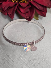 Load image into Gallery viewer, Flower Bangle with 2 charms (Clear) Heart
