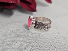 Load image into Gallery viewer, Pink Heart 💕 Ring
