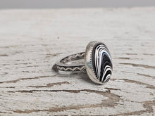 Load image into Gallery viewer, Fordite Oval Ring

