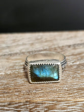 Load image into Gallery viewer, Labradorite Ring
